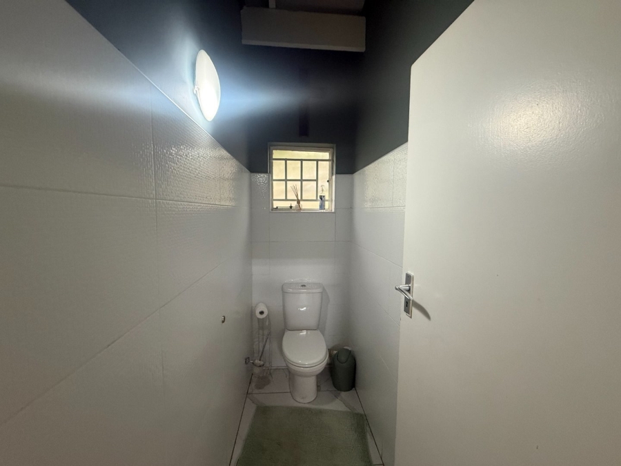 4 Bedroom Property for Sale in Schoemansville North West